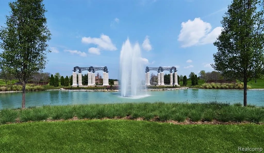 Pinnacle Reserve, Oakland Township, 2
